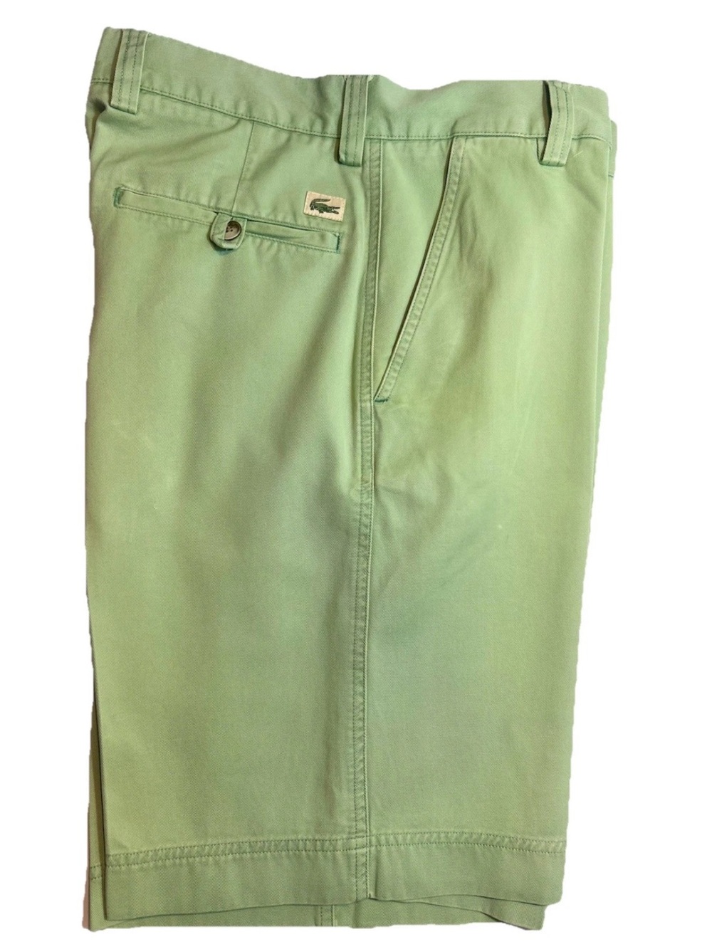 Lacoste Men’s Light Green Flat-Front Chino Shorts 32 X 9.5